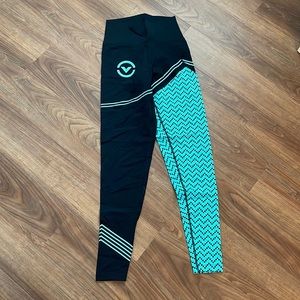 Virus blue and black leggings, size XS